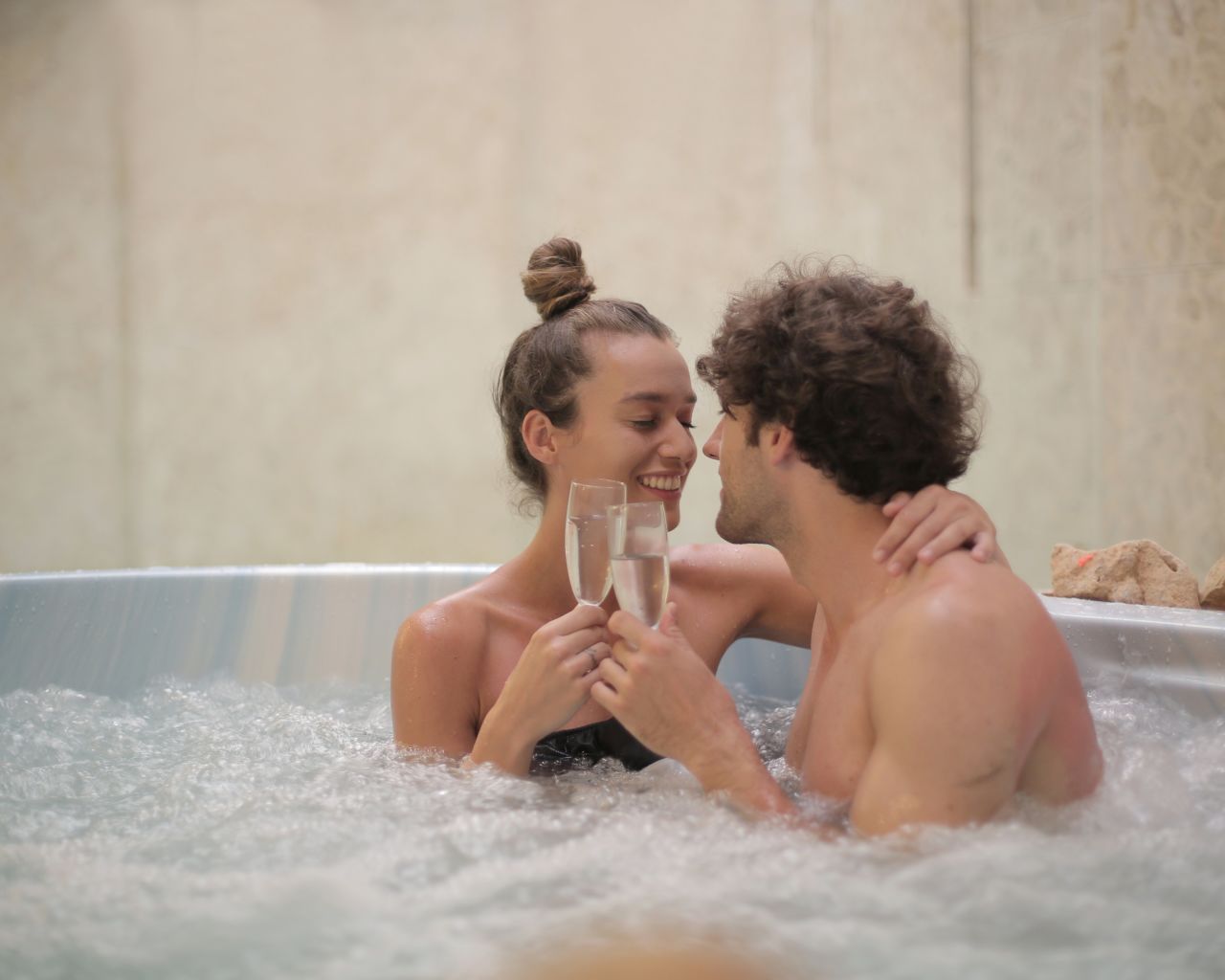 pexels-andrea-piacquadio-3852263 mooiste-trouwlocaties-met-bruidssuite