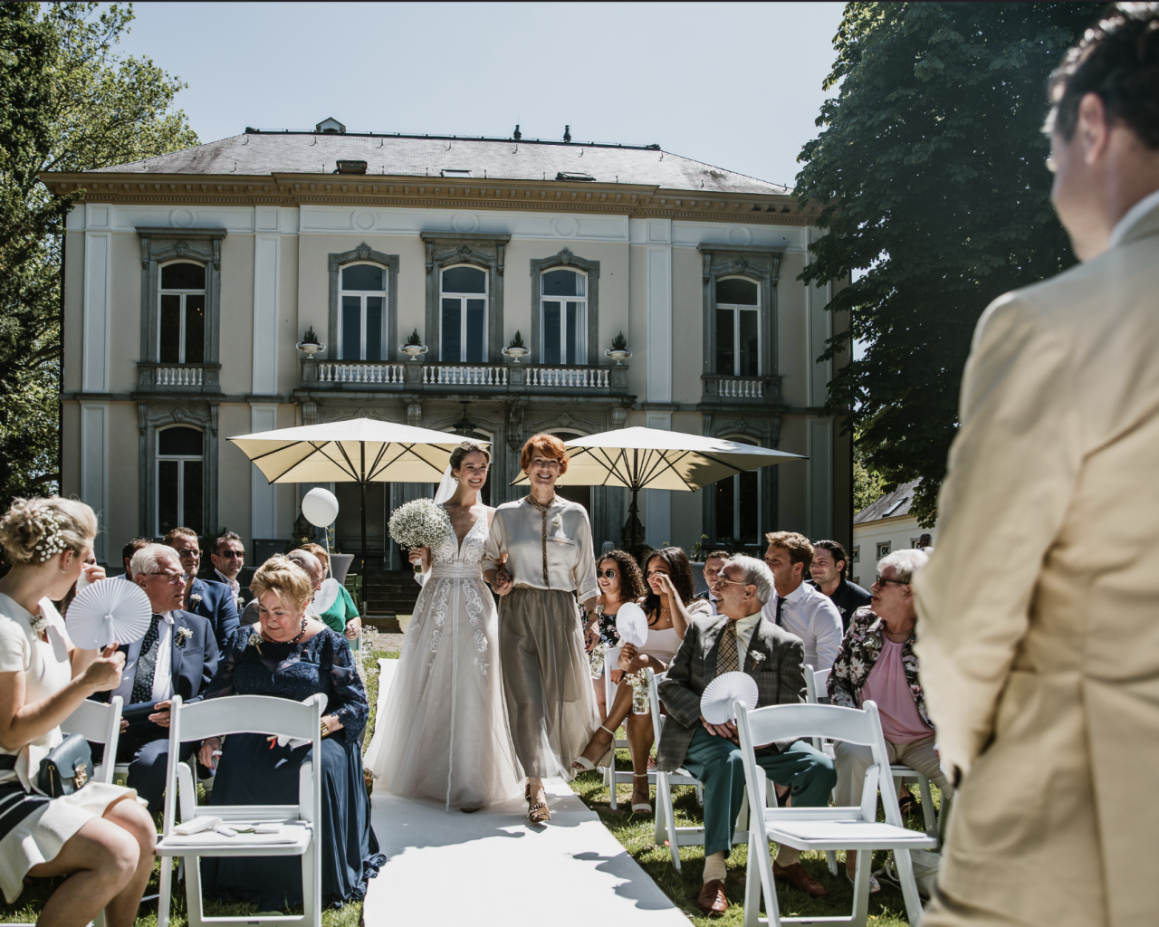 bruiloft-ceremonie-landhuis-wolfslaar-in-brabant