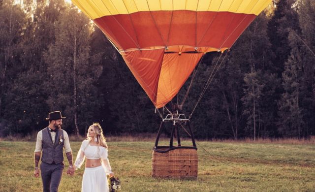 buiten-trouwen-unieke-trouwlocatie-luchtballon
