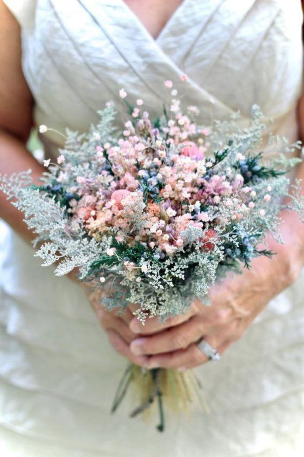 bruidsboeket-droogbloemen-roze