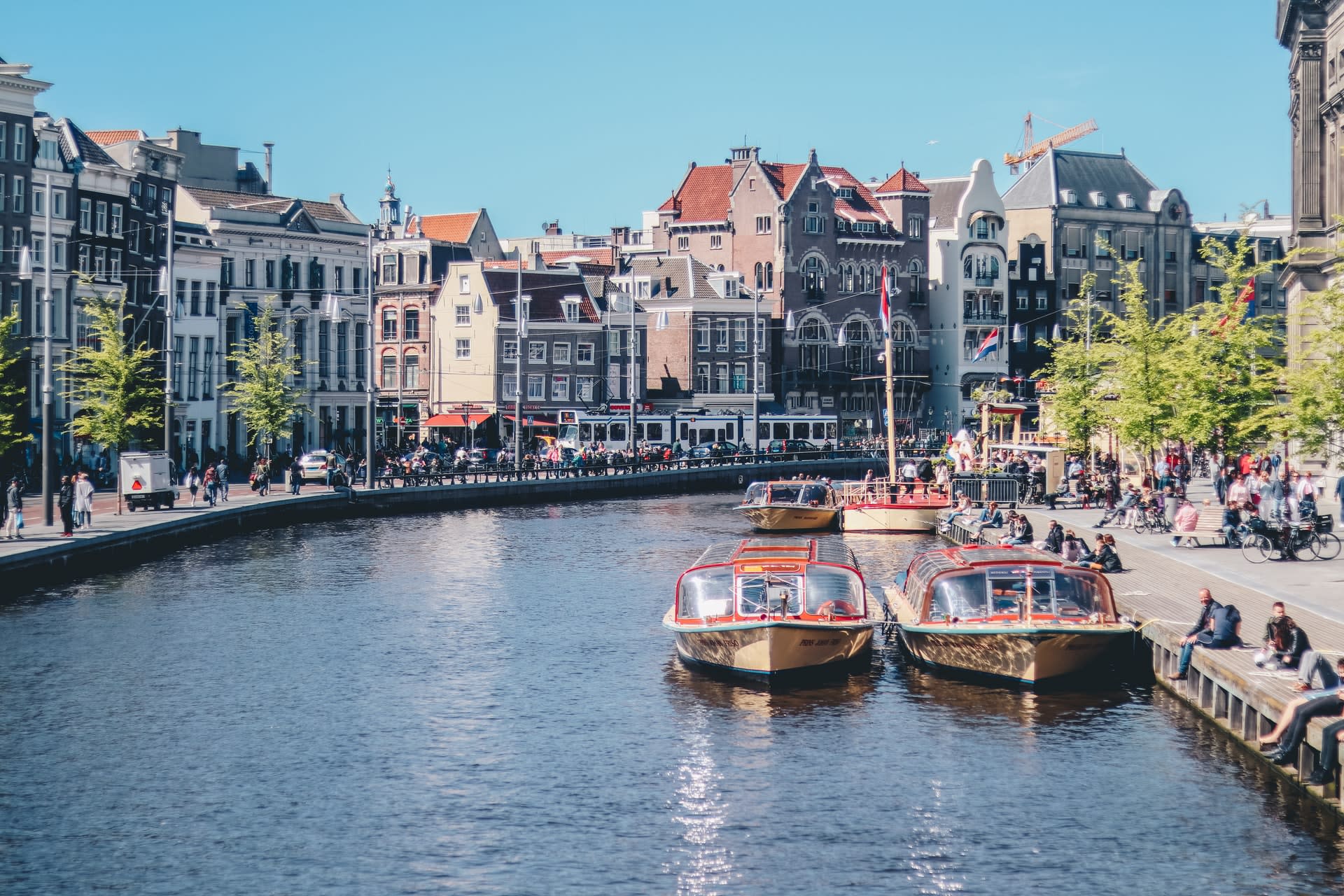 trouwen op een rondvaartboot