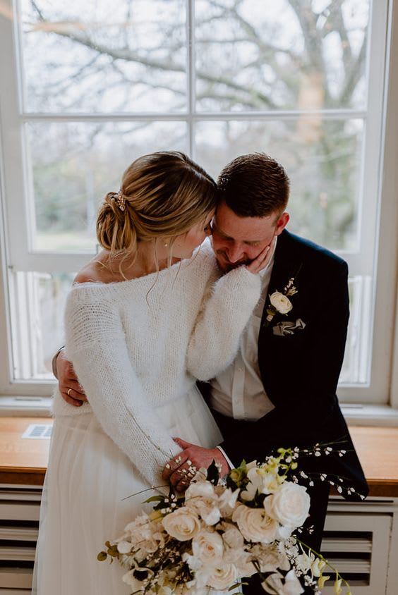 bruidspaar-tijdens-winter-wedding