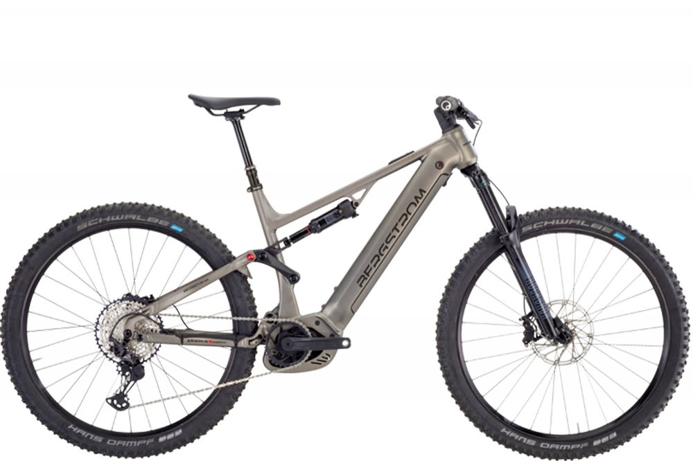 Bergstrom XCV 849