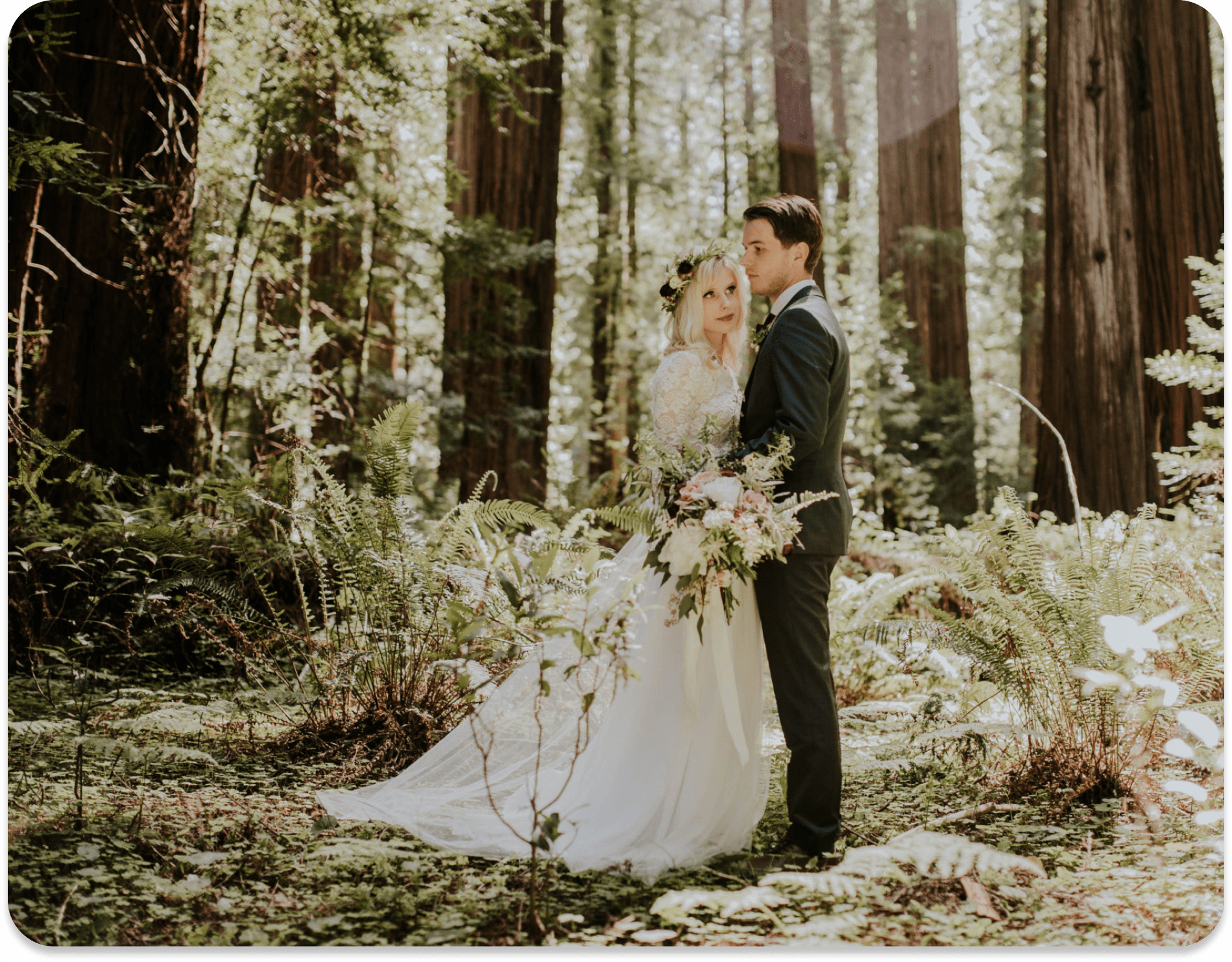 Redwoods Forest Elopement Couple