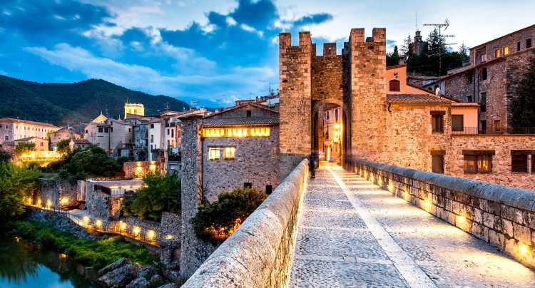 Puente de Besalú
