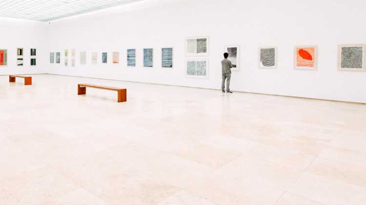 Bezoek een museum