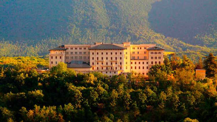 Facciata dell'hotel