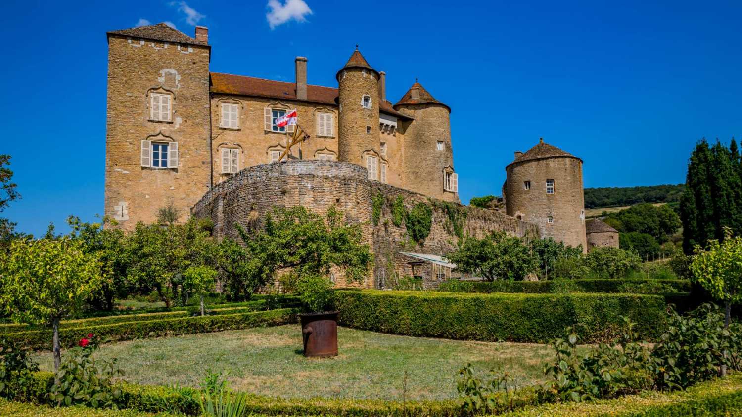 Lieu Tournage Vous N aurez Pas L alsace Et La Lorraine Les 5 châteaux les plus insolites à visiter en France