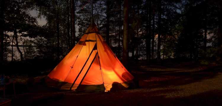 Le glamping, un retour à la nature