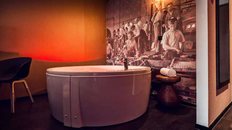 Jacuzzi op de kamer, hotel, Eindhoven