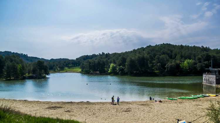 Baignade au Lac de la Cavayère