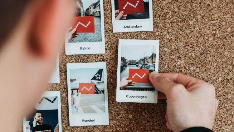 Maak een fotowand met Instax of Polaroid