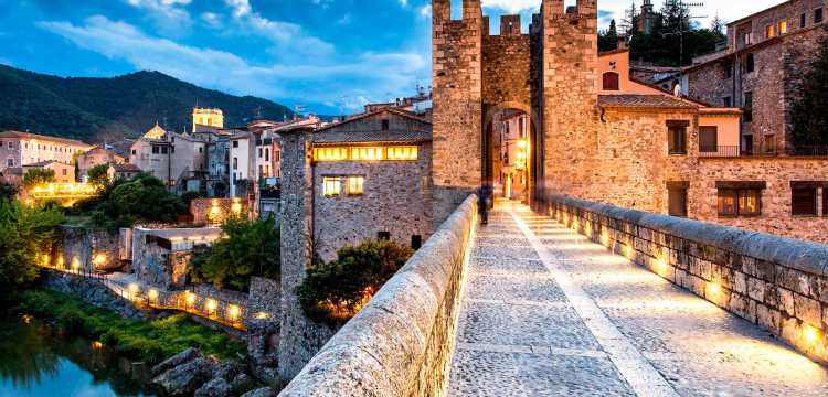 Puente de Besalú