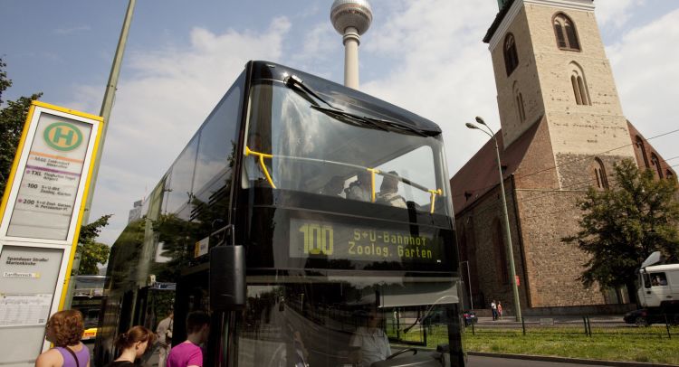 Keliling Kota Berlin Dengan Bus M100 dan M200