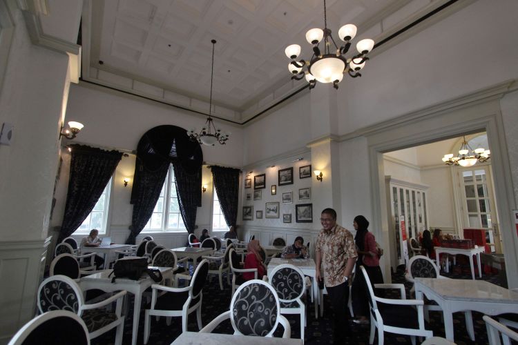 Wisata Sejarah sambil Ngopi Cantik di Eks Balai Kota Medan 
