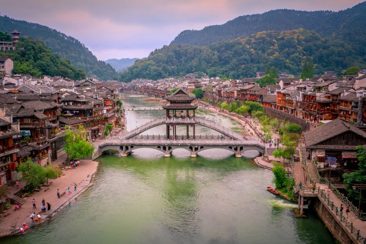 10 Destinasi Populer 2018 + Harga Tiket Termurahnya Wego Indonesia