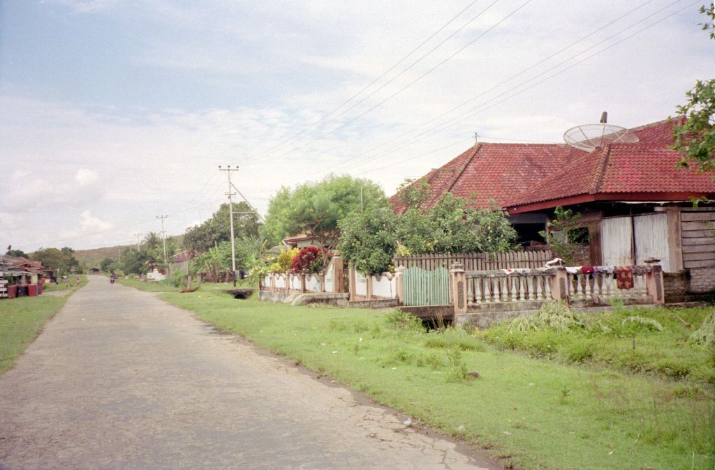 Pulau_Buru_via_TEMPO-Tomi_Leban