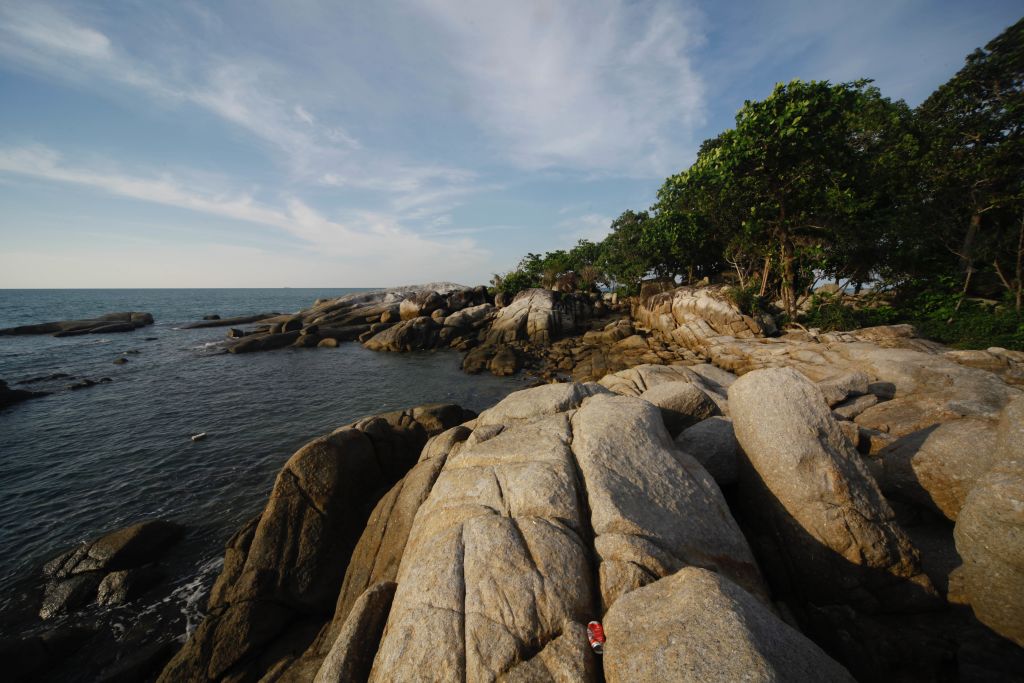 Pantai_Penyusuk_di_utara_Pulau_Bangka_via_TEMPO-Subekti