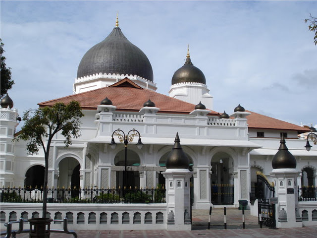 مسجد القبطان كيلنج بينانج - الصورة من موقع daleel.tours-malaysia