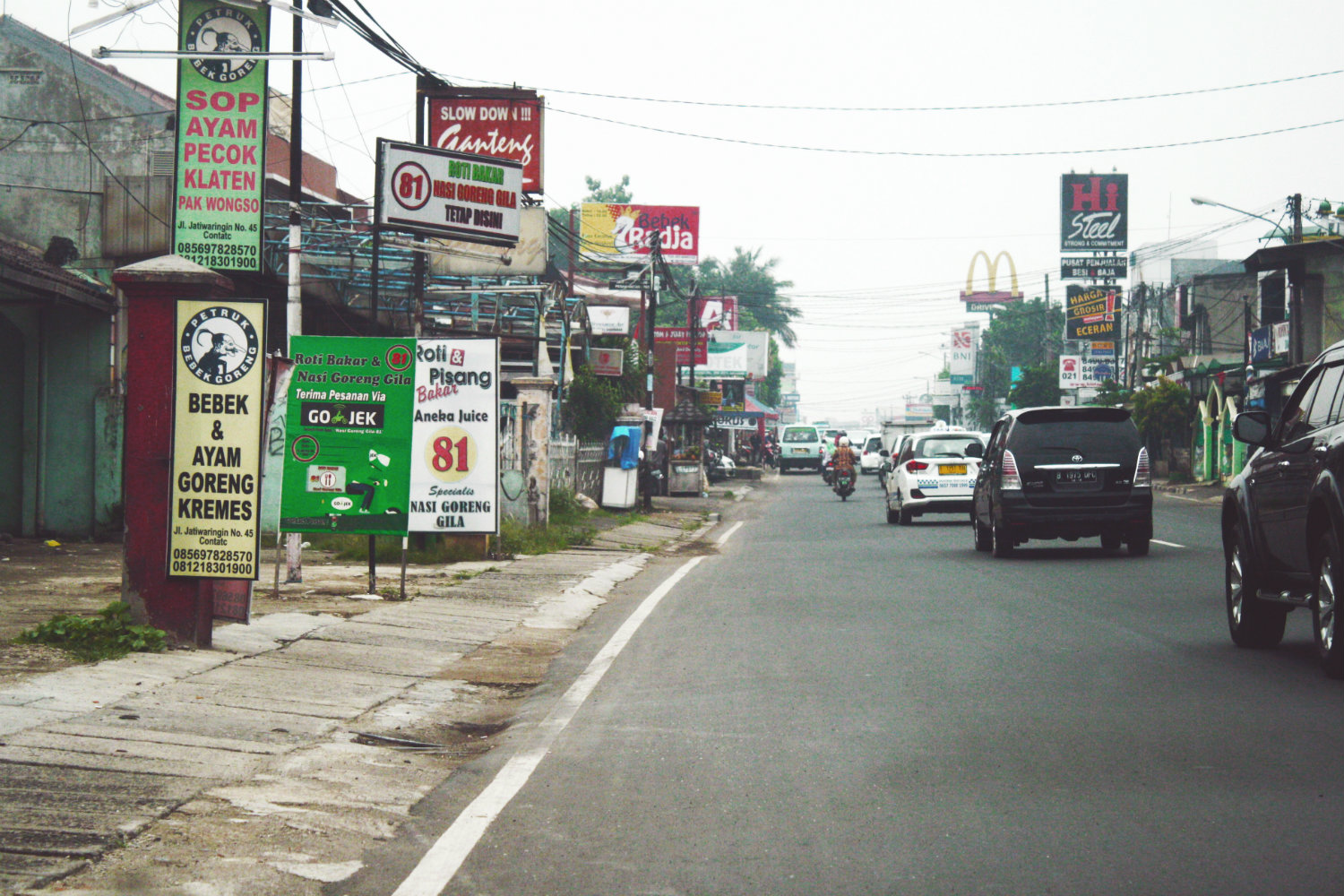 Tempat Wisata di Jakarta Timur Pondok Gede, Satu Jalan