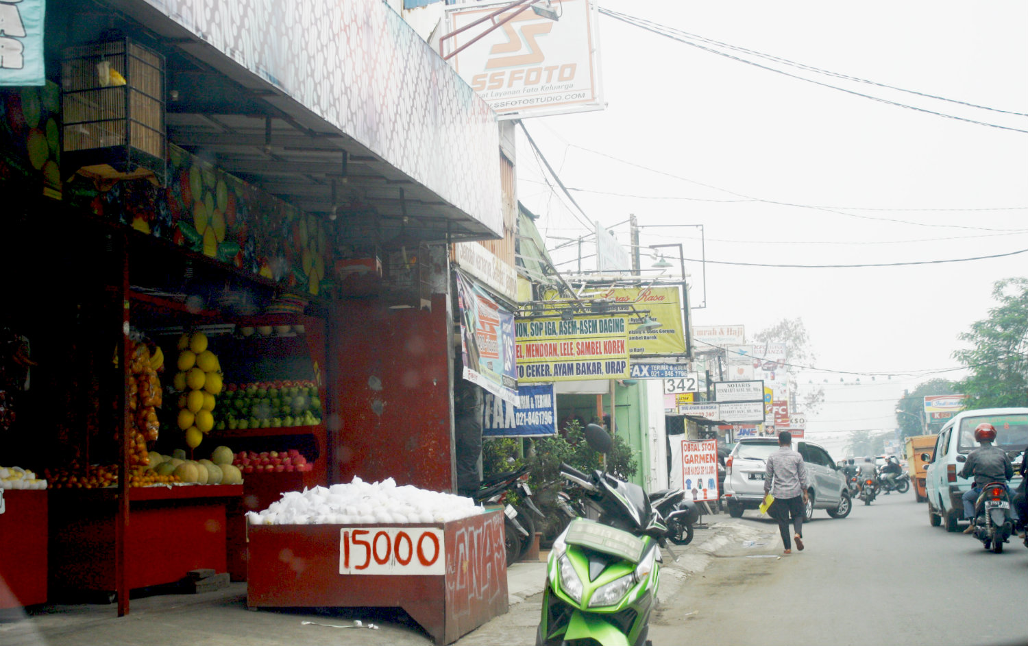 Tempat Wisata di Jakarta Timur: Pondok Gede, Satu Jalan Segala