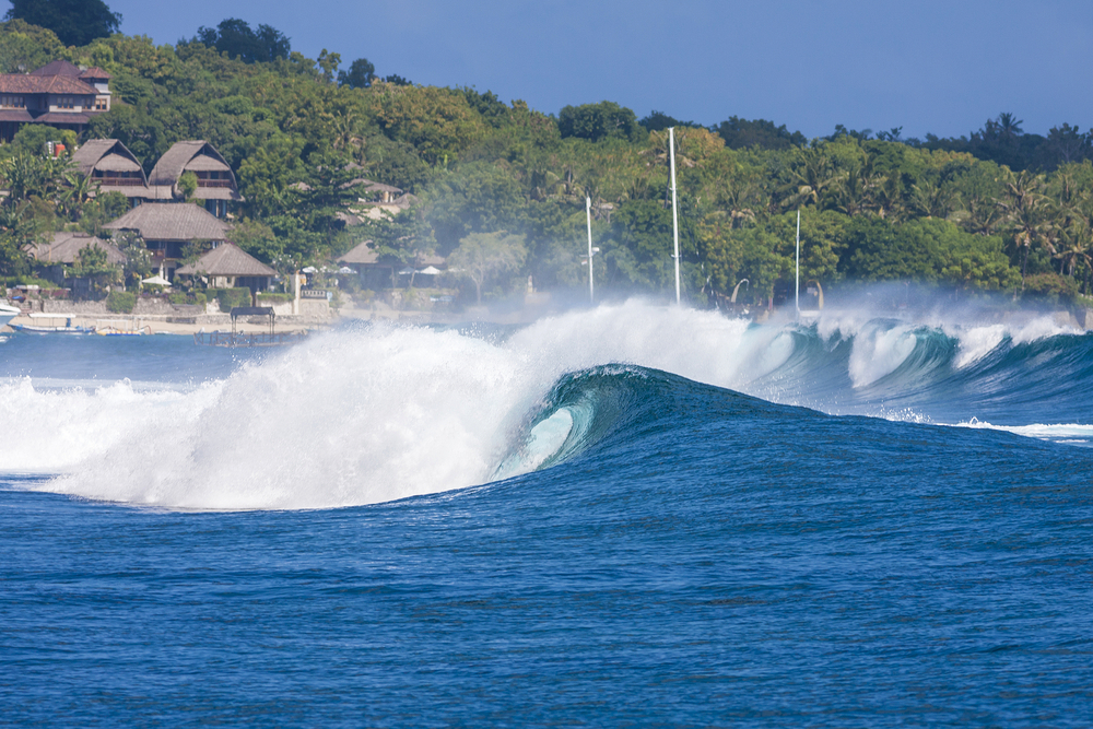 Lembongan Surfing