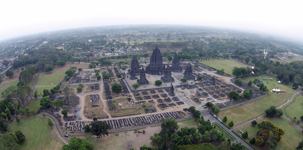 400+ Gambar Candi Prambanan Dari Atas HD Terbaik 400+ Gambar Candi Prambanan Dari Atas HD Terbaik