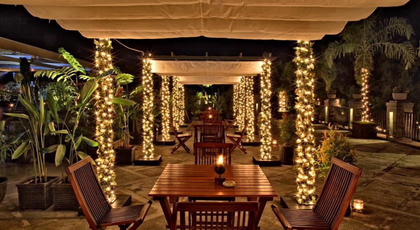 15 Tempat Dinner Romantis Di Bandung