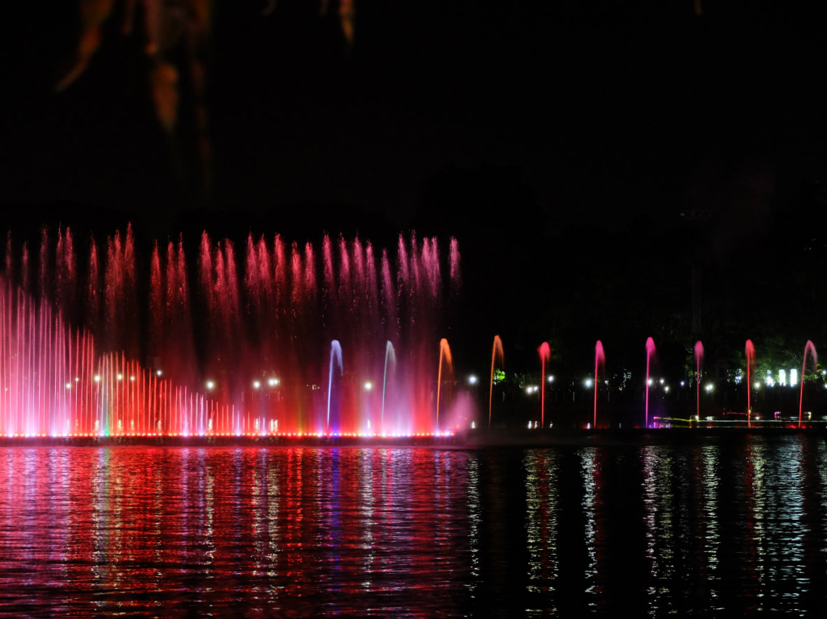 Malam Mingguan di Taman Air Mancur Sri Baduga - #TravelON 