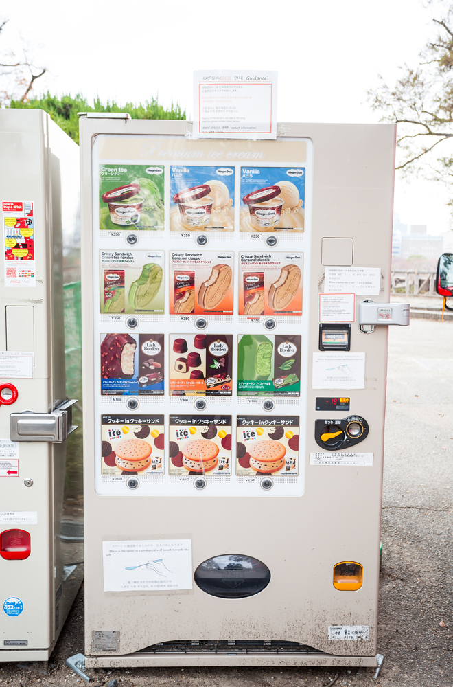 Vending machine penjual es krim
