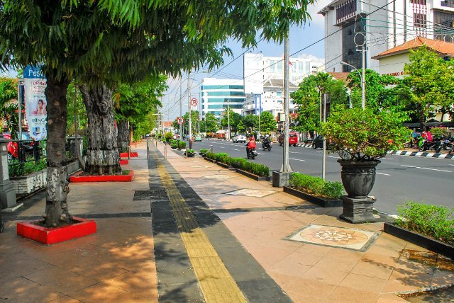Trotoar Semarang