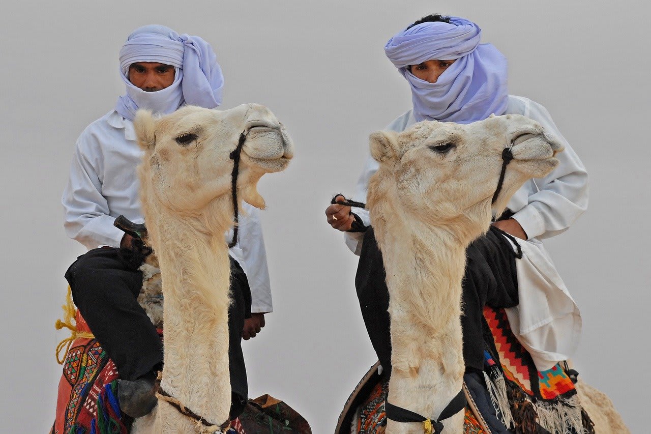 Who Are The Bedouins Things To Know About Nomadic People In Sinai And Egyptian Desert