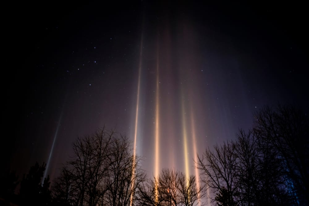 5 Light Phenomenons Other Than Northern Lights Where To Find Light Pillars And Bioluminescent Lakes 5 Light Phenomenons Other Than Northern Lights Where To Find Light Pillars And Bioluminescent Lakes