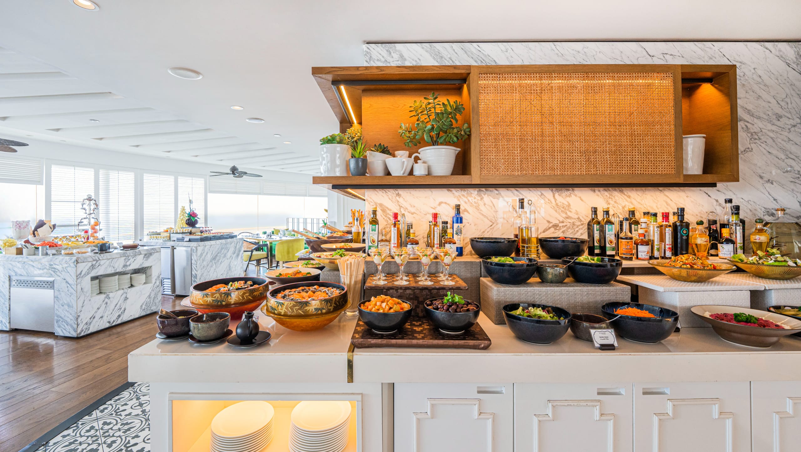 Al Dawaar Revolving Restaurant   Sky Brunch  