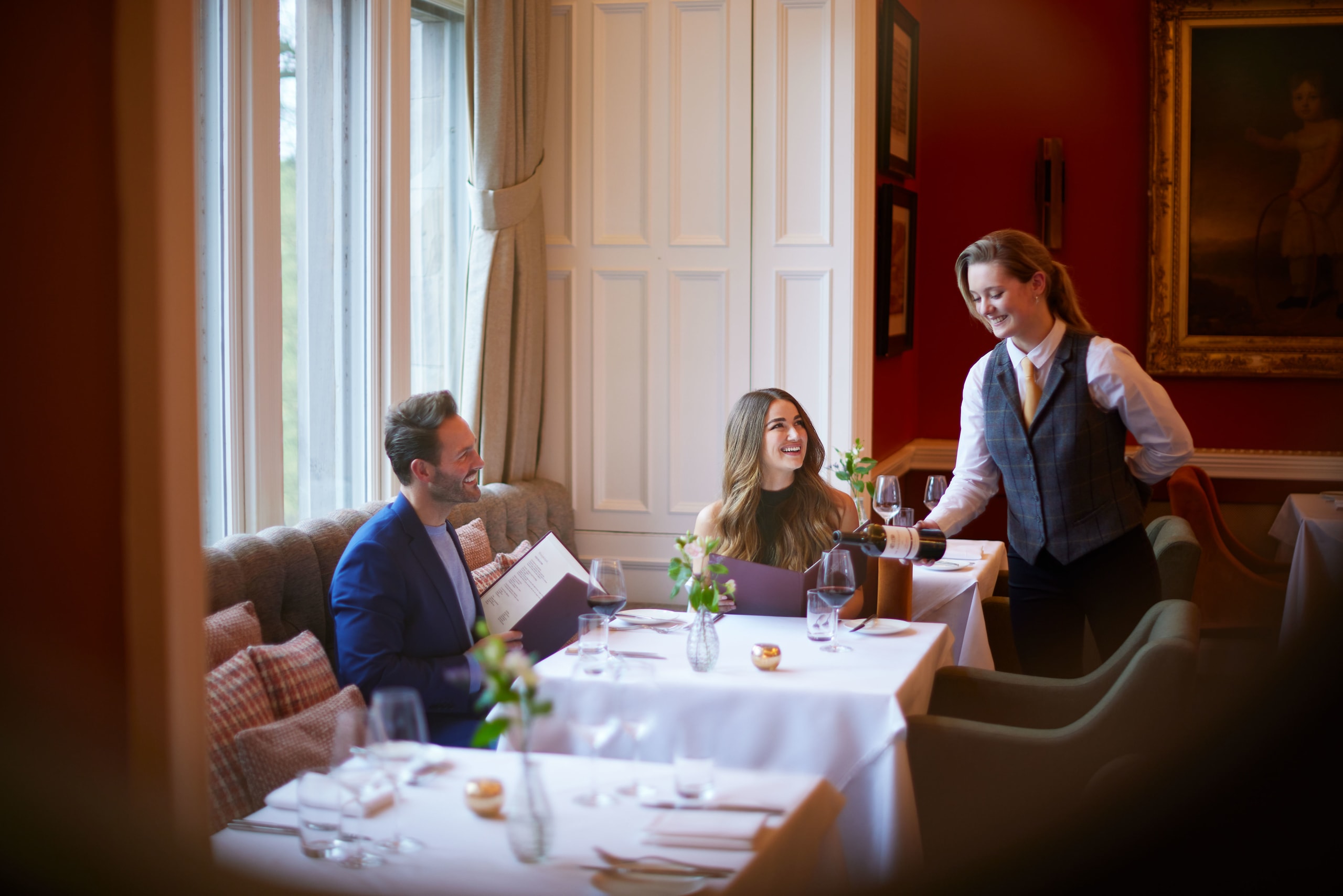 Sunlaws Restaurant Lunch W Waiter Copy