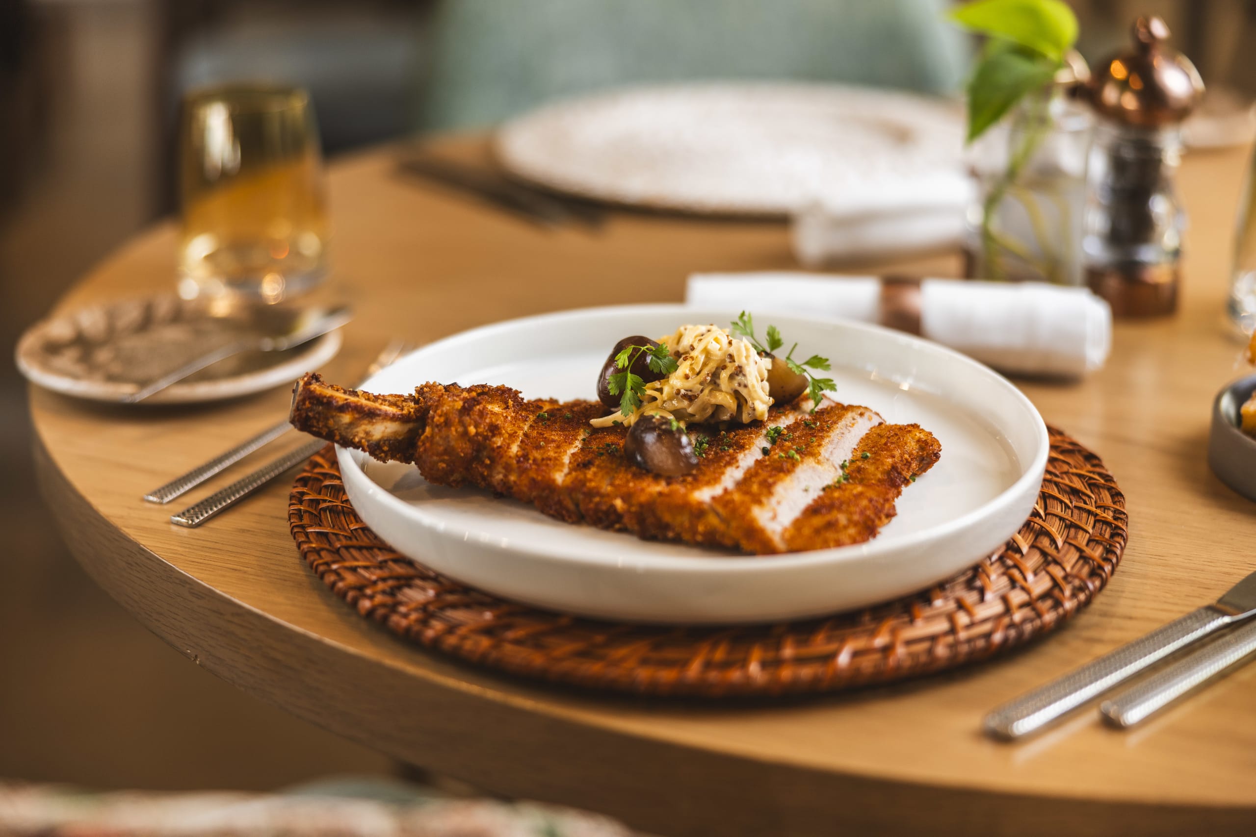 Cotoletta on Round Table
