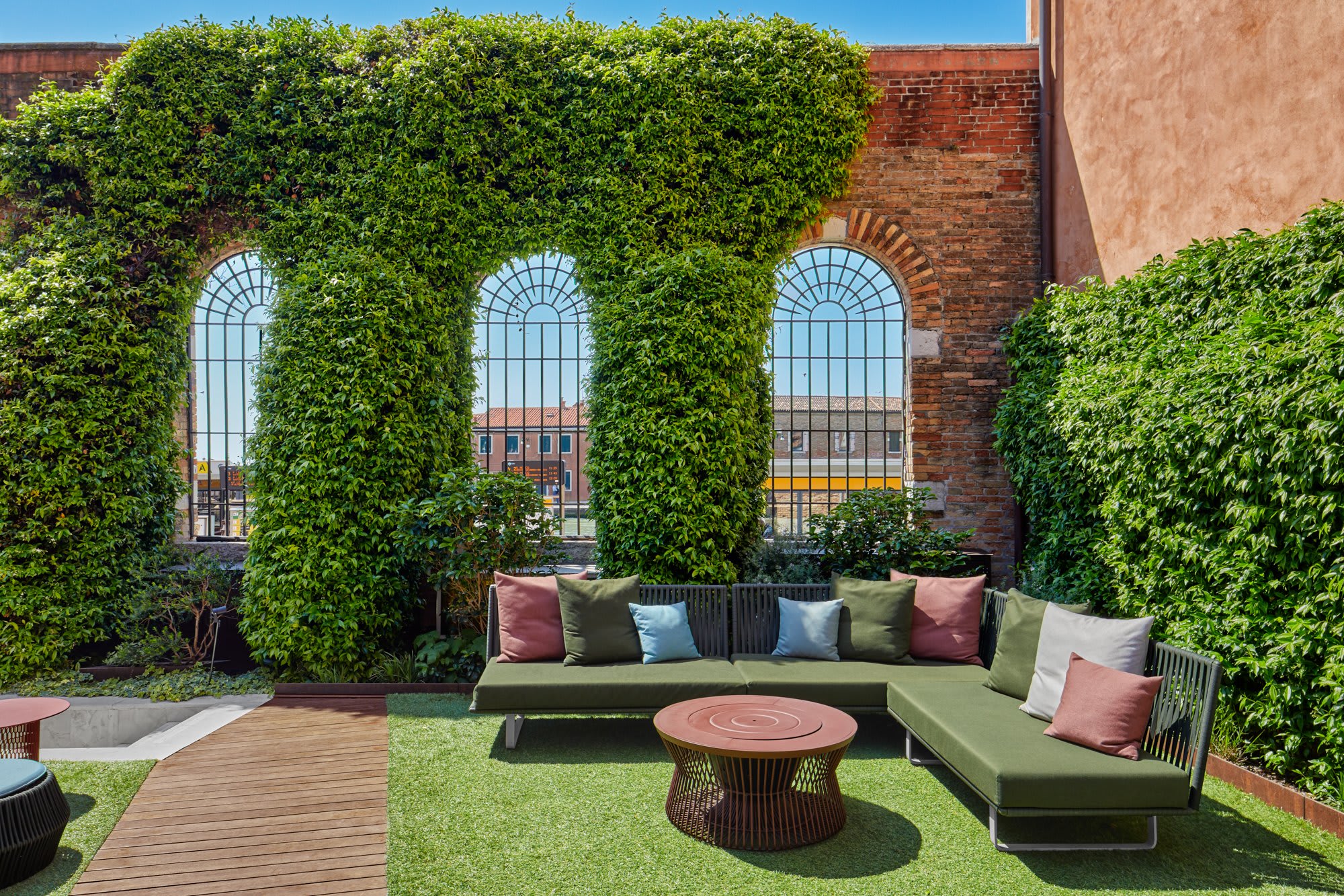 Hyatt Centric Murano Venice Lounge3