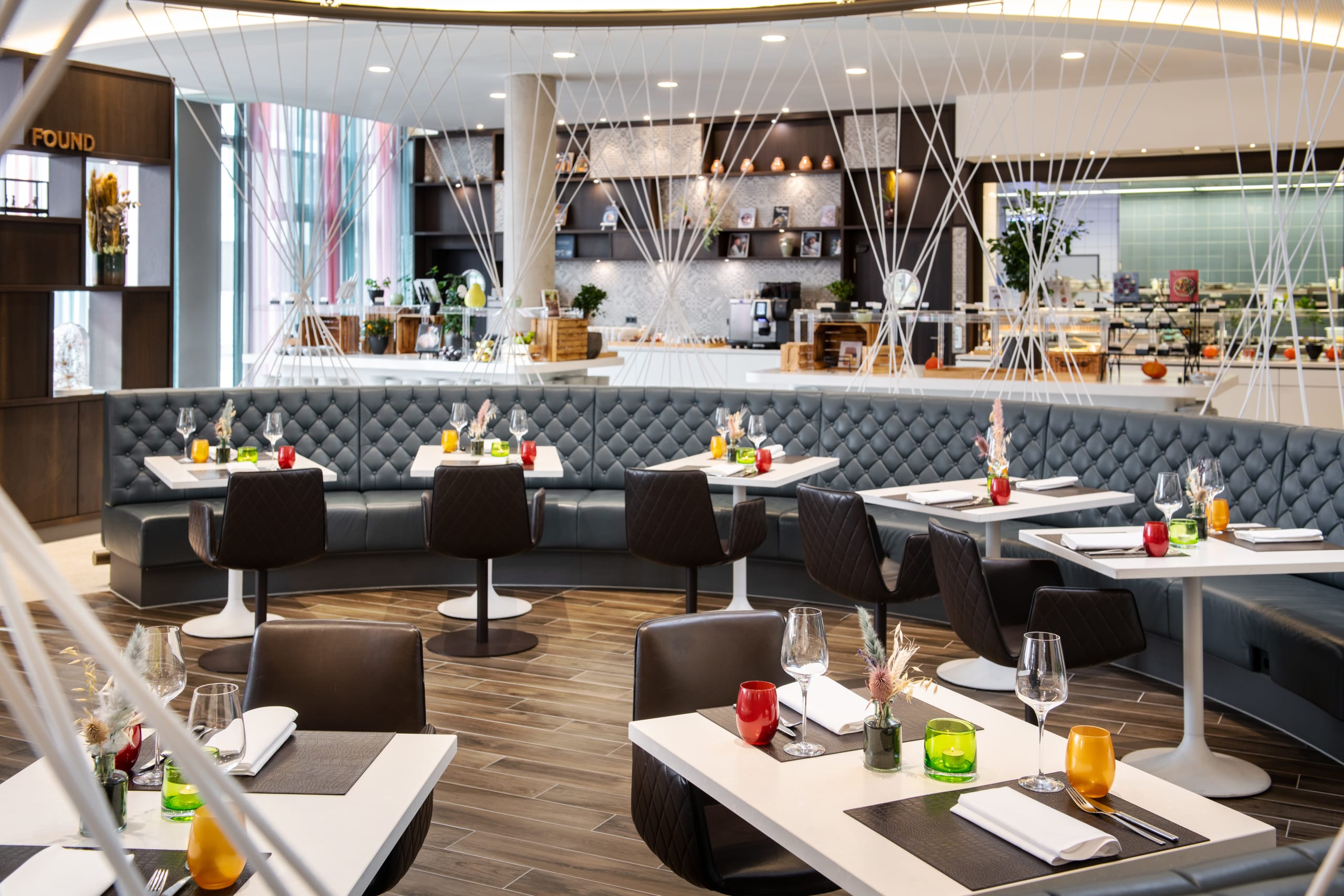 Hyatt Place Frankfurt Airport Zoom Restaurant Rondele Kitchen View