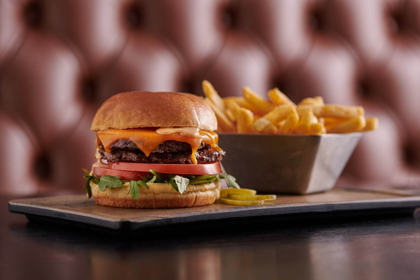 Hp P0479 Cheeseburger and Fries