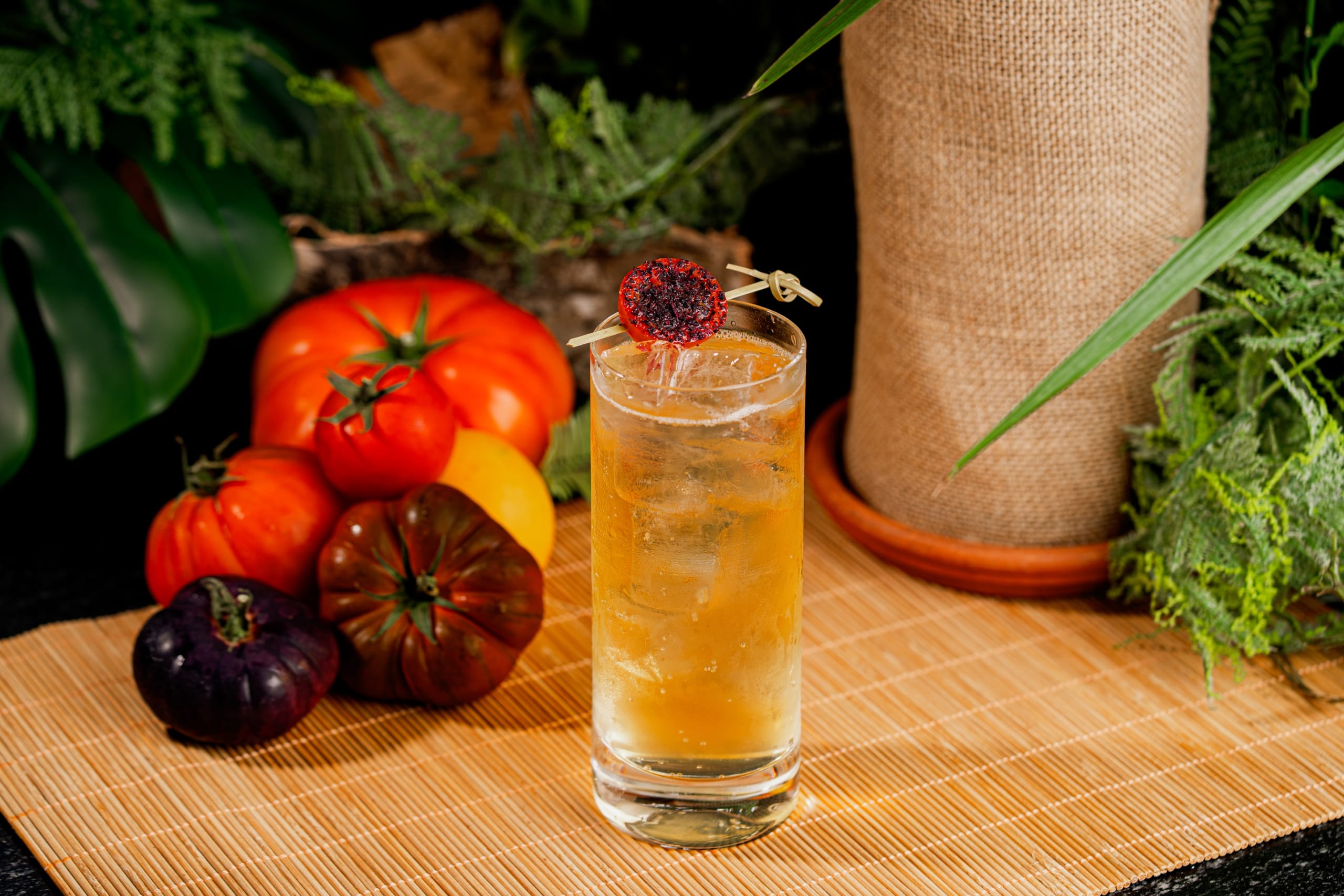 The Churchill Bar Cocoa 7900