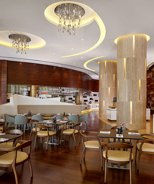 Grand Hyatt Ad 172055 (1)