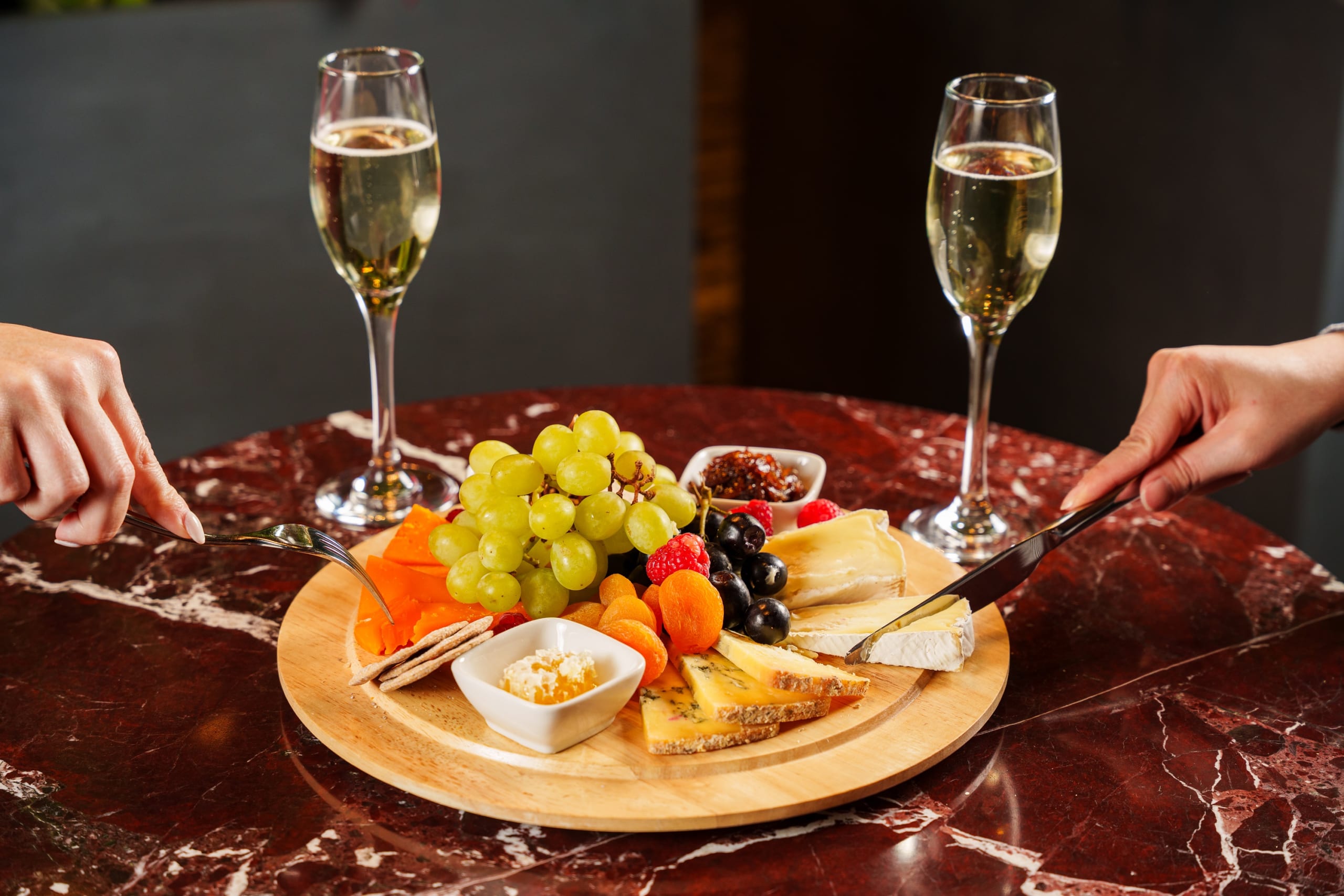 Hyatt Regency London Blackfriars City Lounge Artisanal British Heeseboard Platter 09