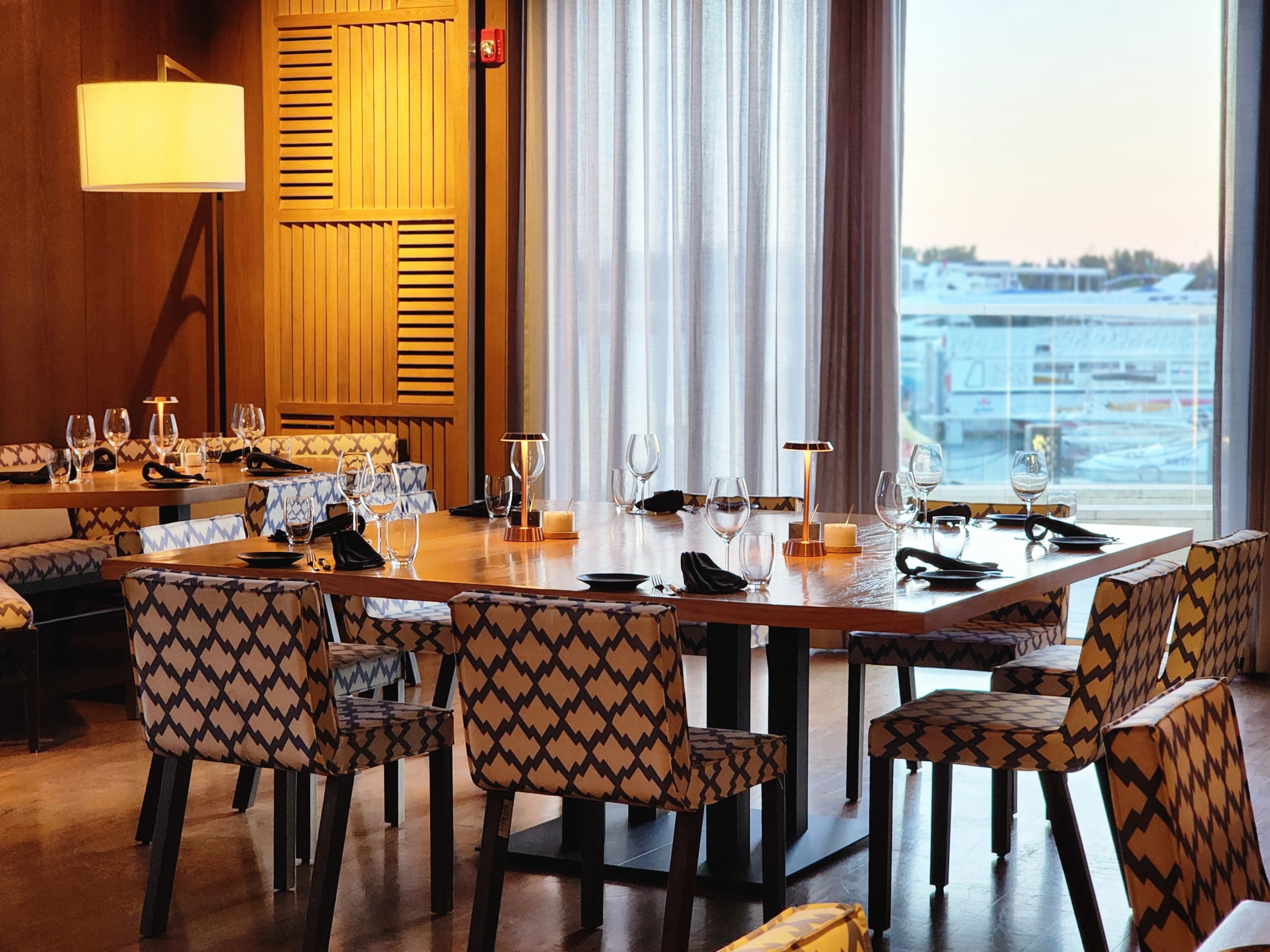 Red Restaurant and Lounge