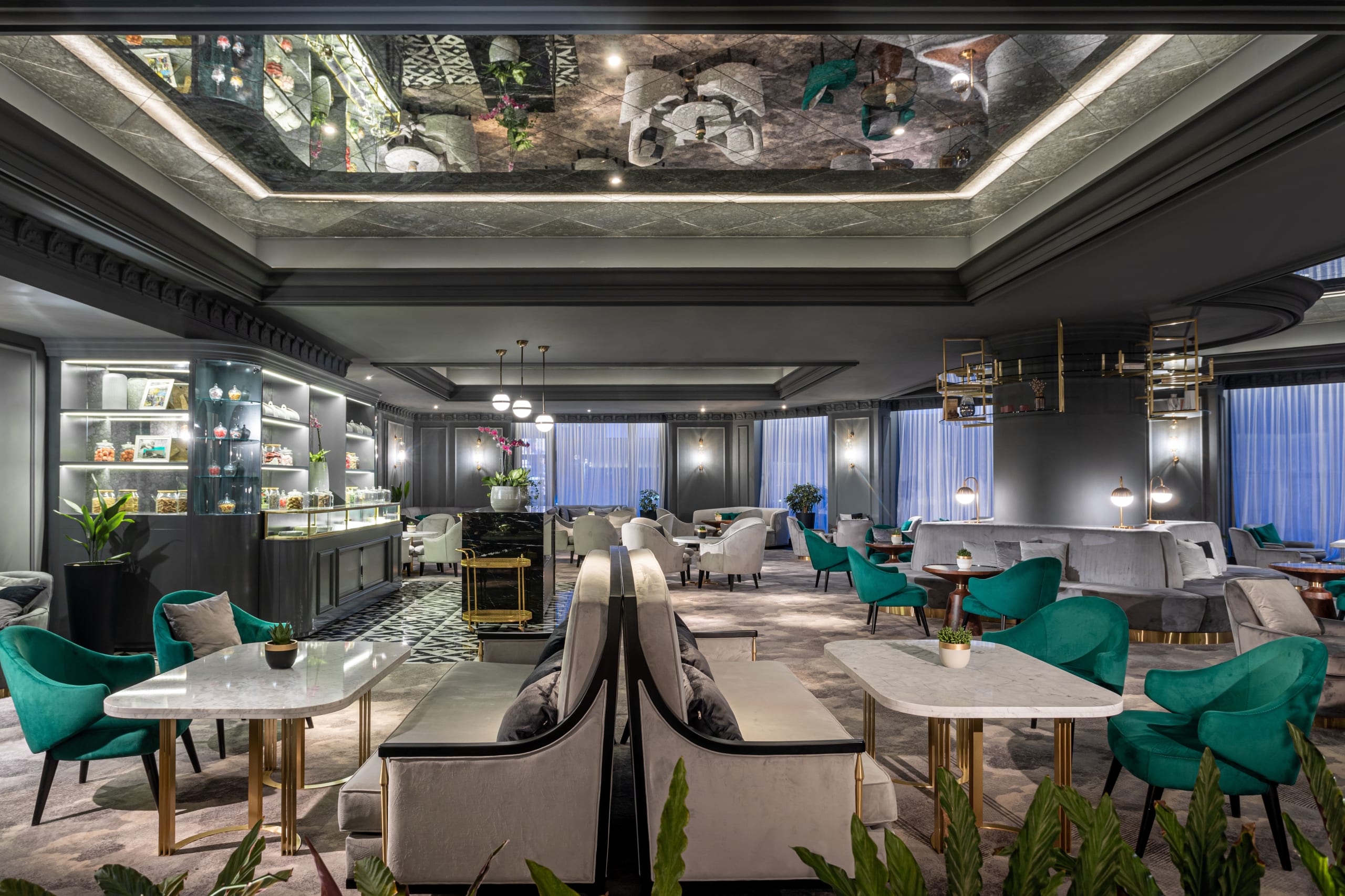 Hyatt Regency Belgrade Tea House Main