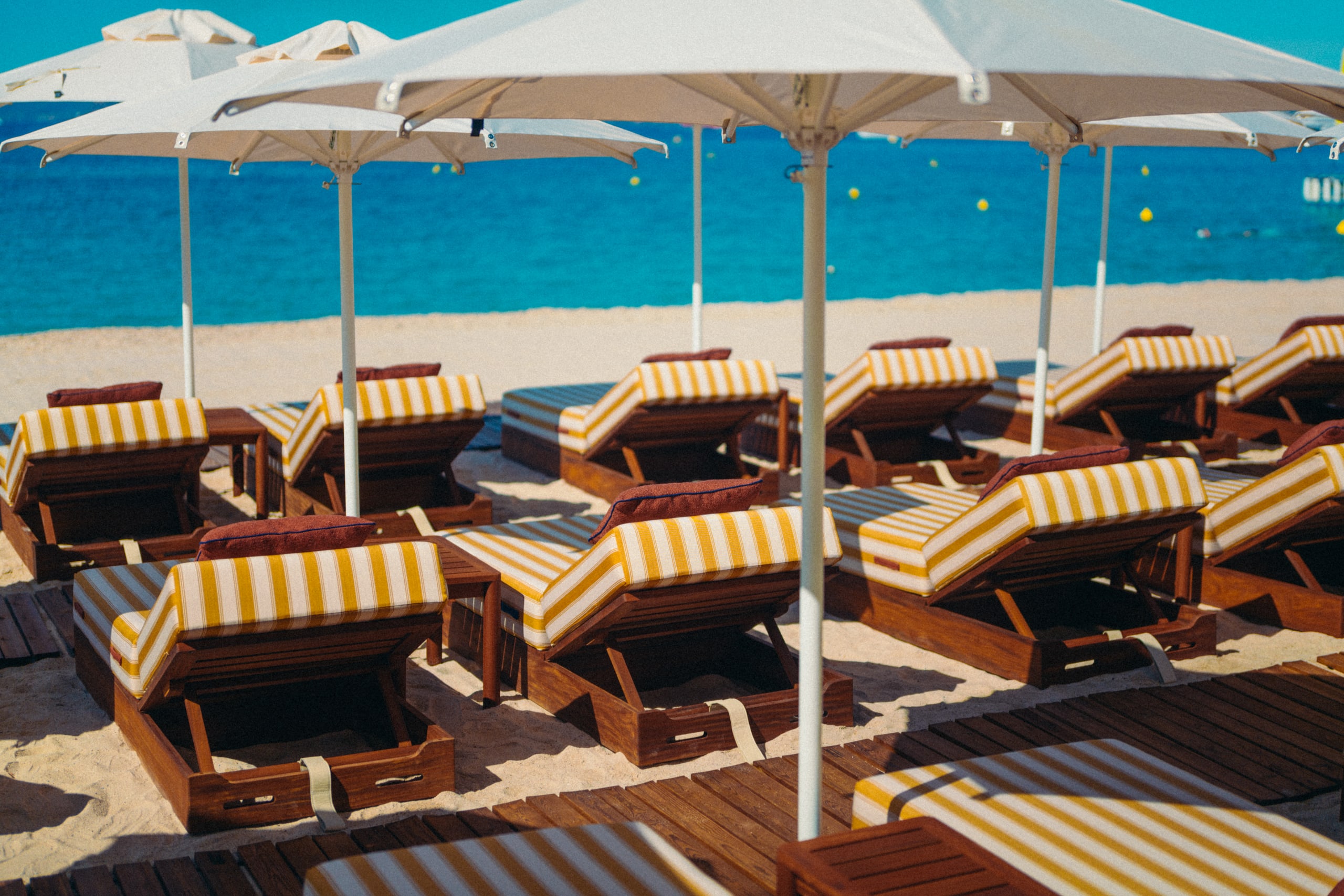 Jcagh P1822 La Plage Du Martinez Seaview Sunbeds