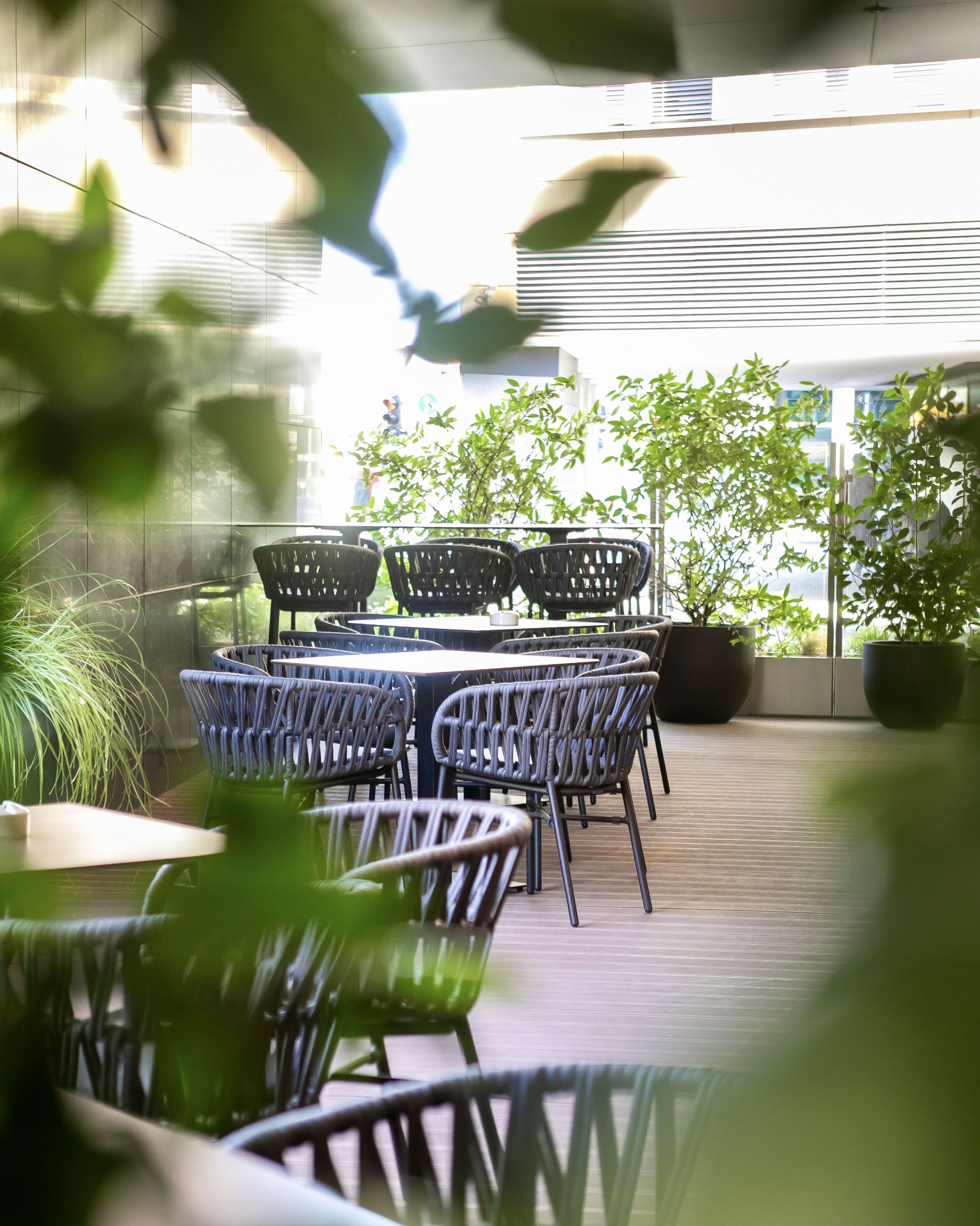 BERGH-1838-Deli-Summer-Terrace