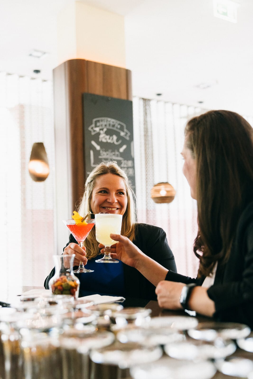 Lacoon Bar & Restaurant