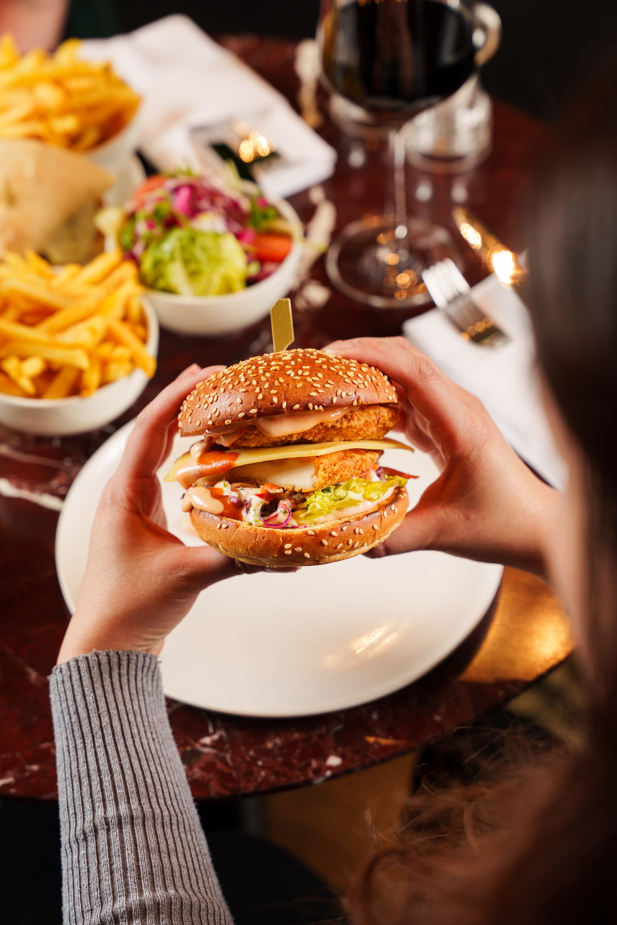 Hyatt Regency London Blackfriars City Lounge Buttermilk Chicken Burger 06