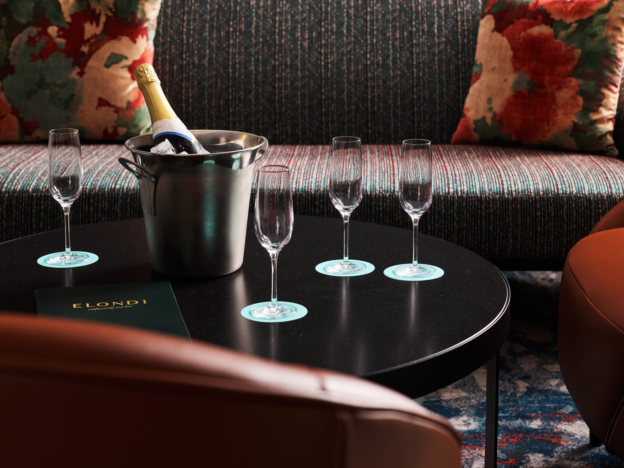 Elondi Bar Champaign Set Up