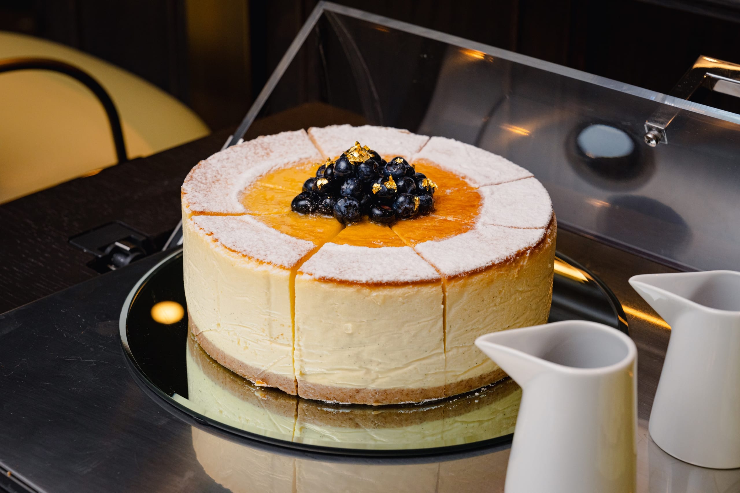 NYnLON Baked New York Cheesecake Trolley
